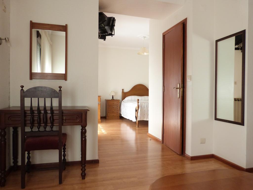 ホテルAlojamento Local Dom Dinis トランコゾ 部屋 写真